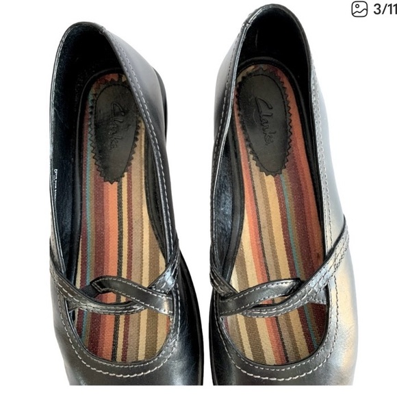 Clarks Black Leather Shoes Sz 7M - Picture 3 of 10
